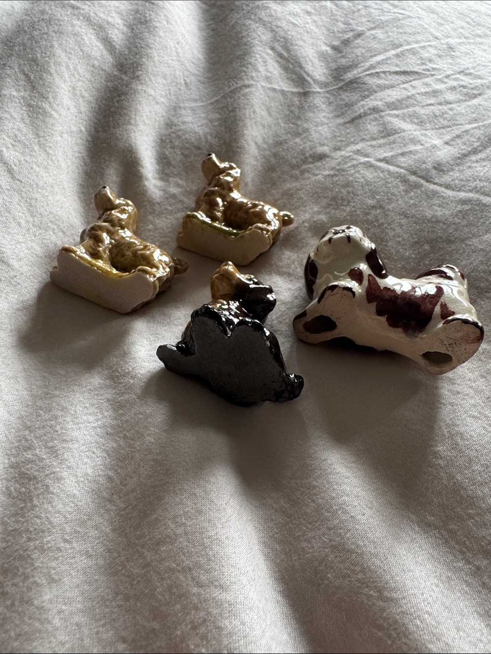 Vintage Ceramic Dog Figurine Set - Picture 3 of 5